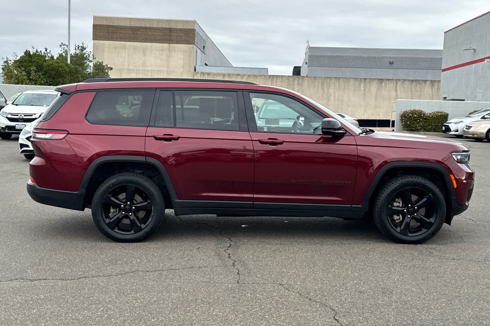 Thumbnail: 2021 Jeep Grand Cherokee L - 6