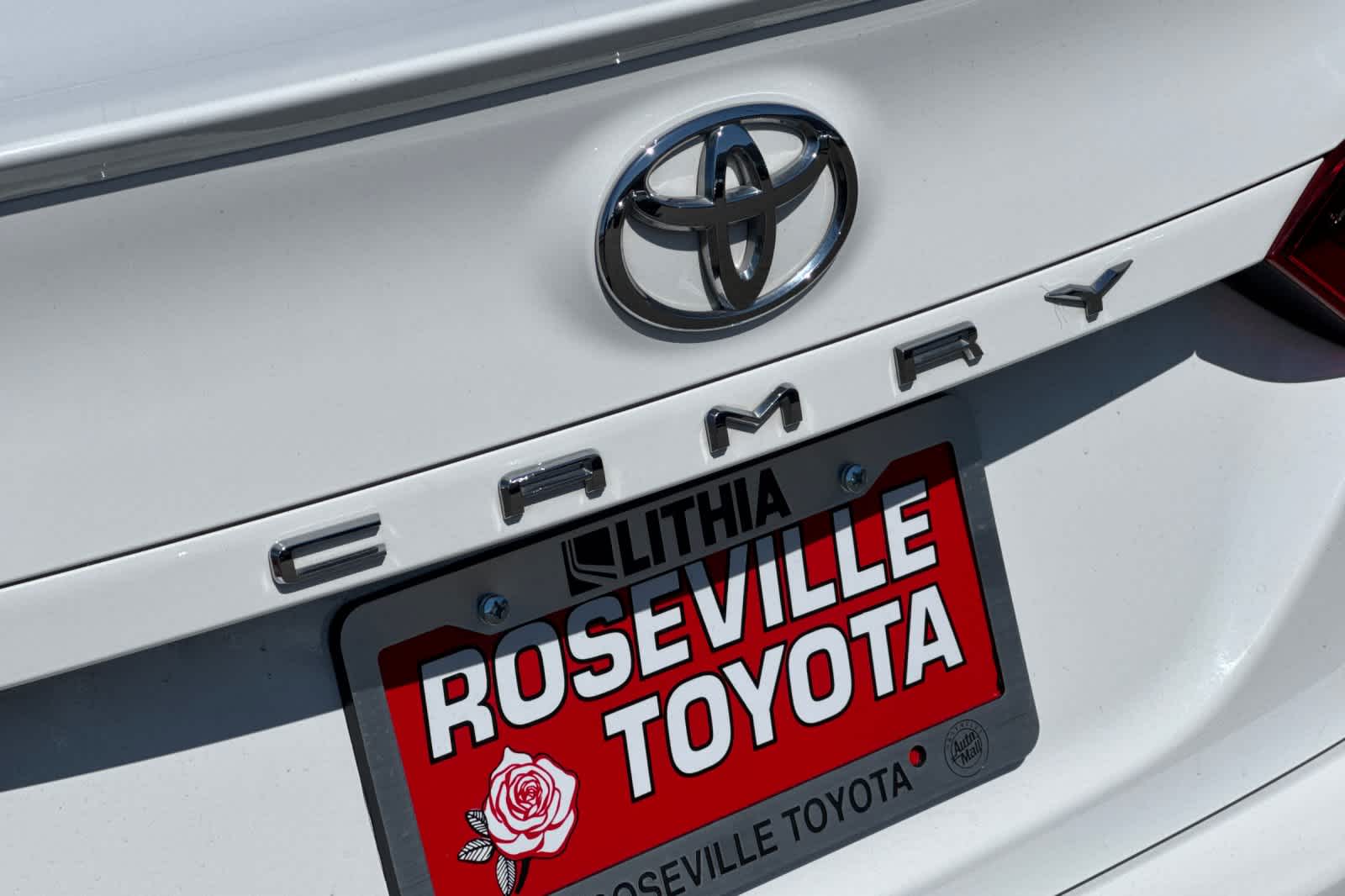 Thumbnail: 2022 Toyota Camry - 29