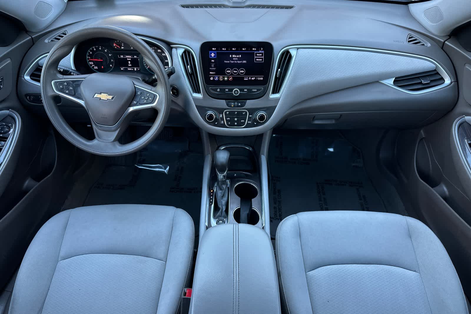 Thumbnail: 2022 Chevrolet Malibu - 3