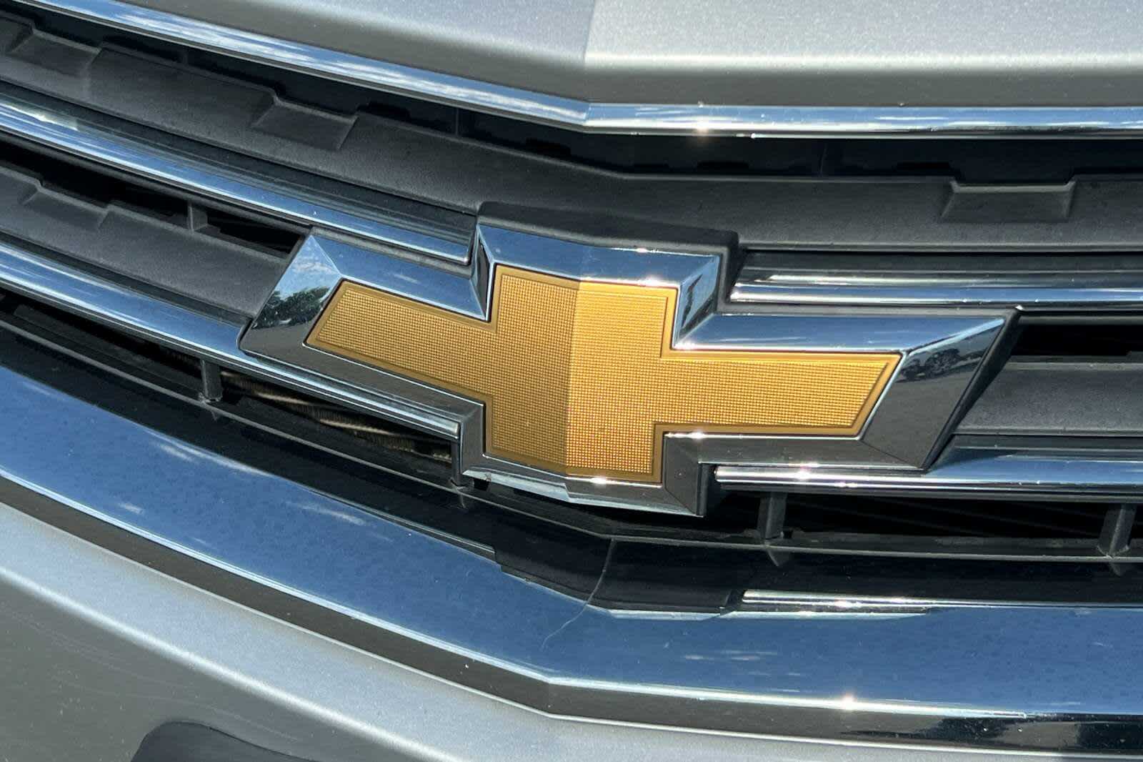 Thumbnail: 2015 Chevrolet Impala - 9