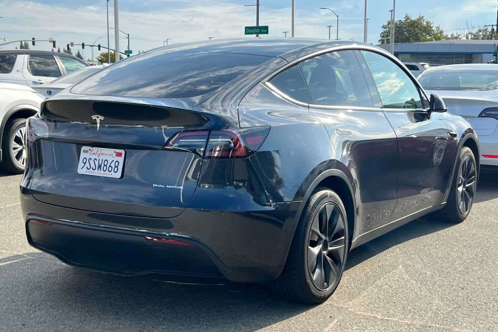 Thumbnail: 2025 Tesla Model Y - 2