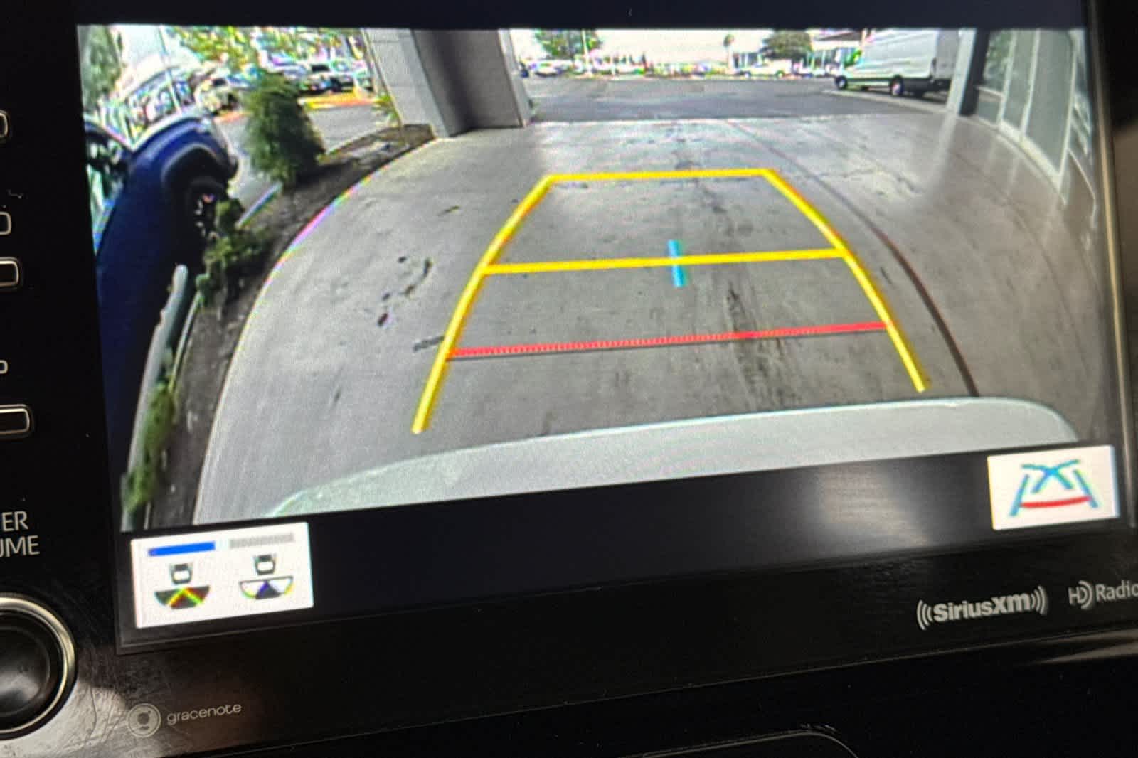 Thumbnail: 2022 Toyota Venza - 21