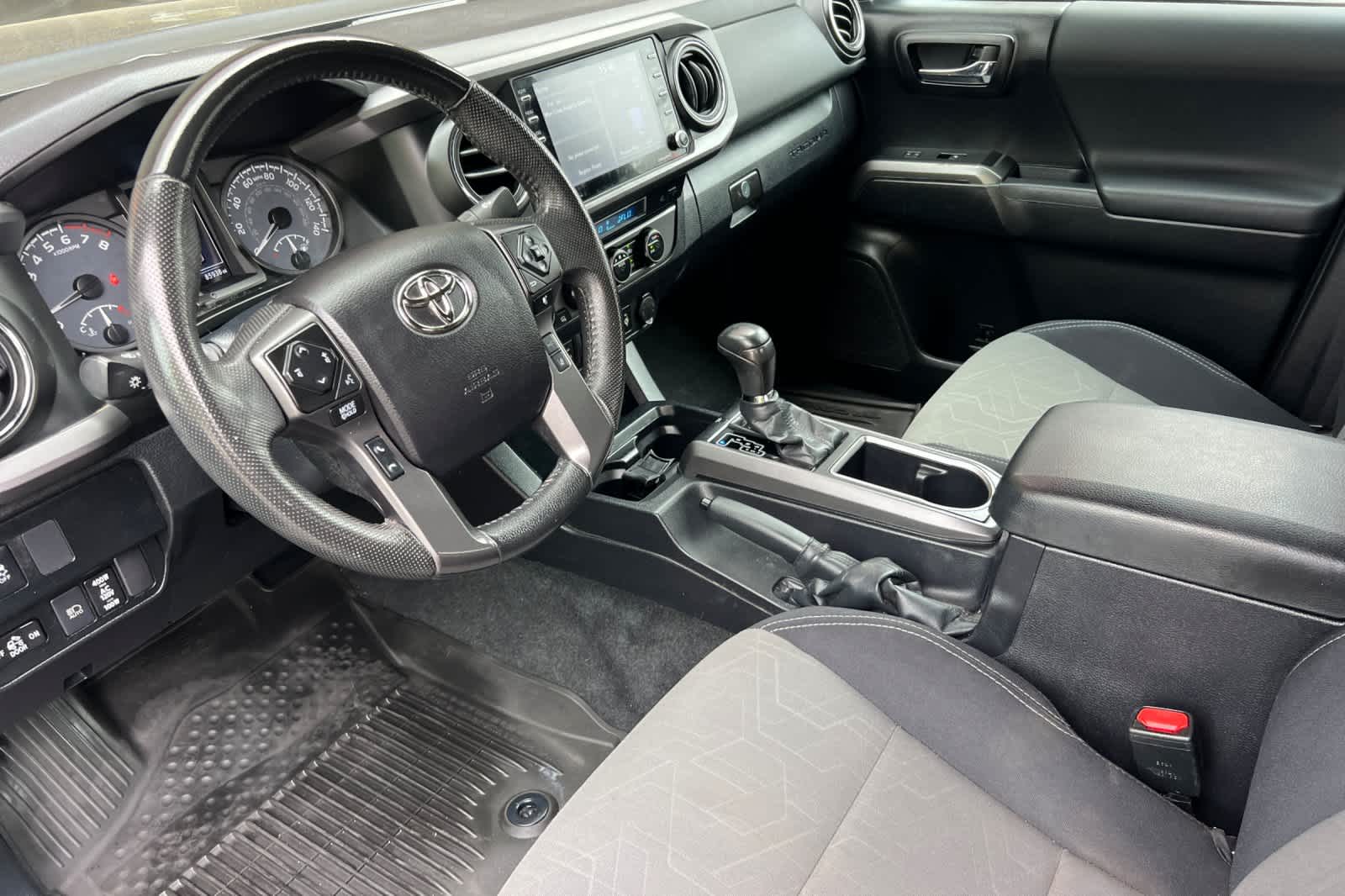 Thumbnail: 2022 Toyota Tacoma - 11