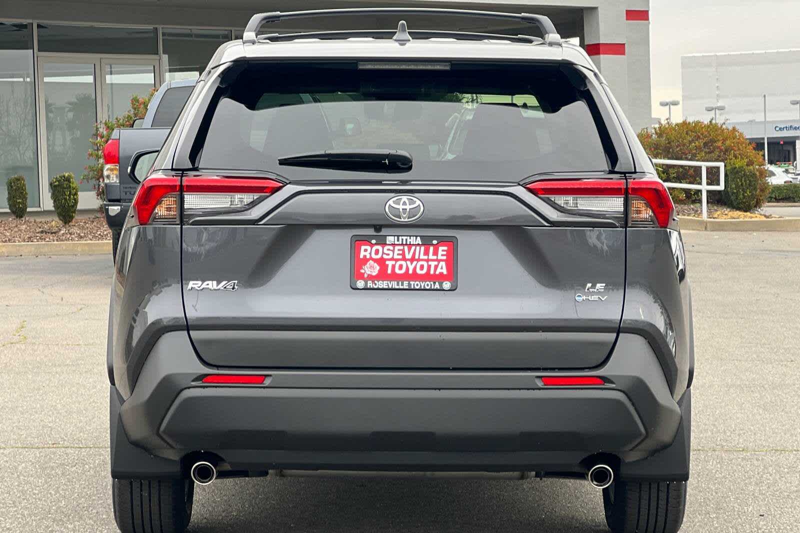 Thumbnail: 2025 Toyota RAV4 - 6
