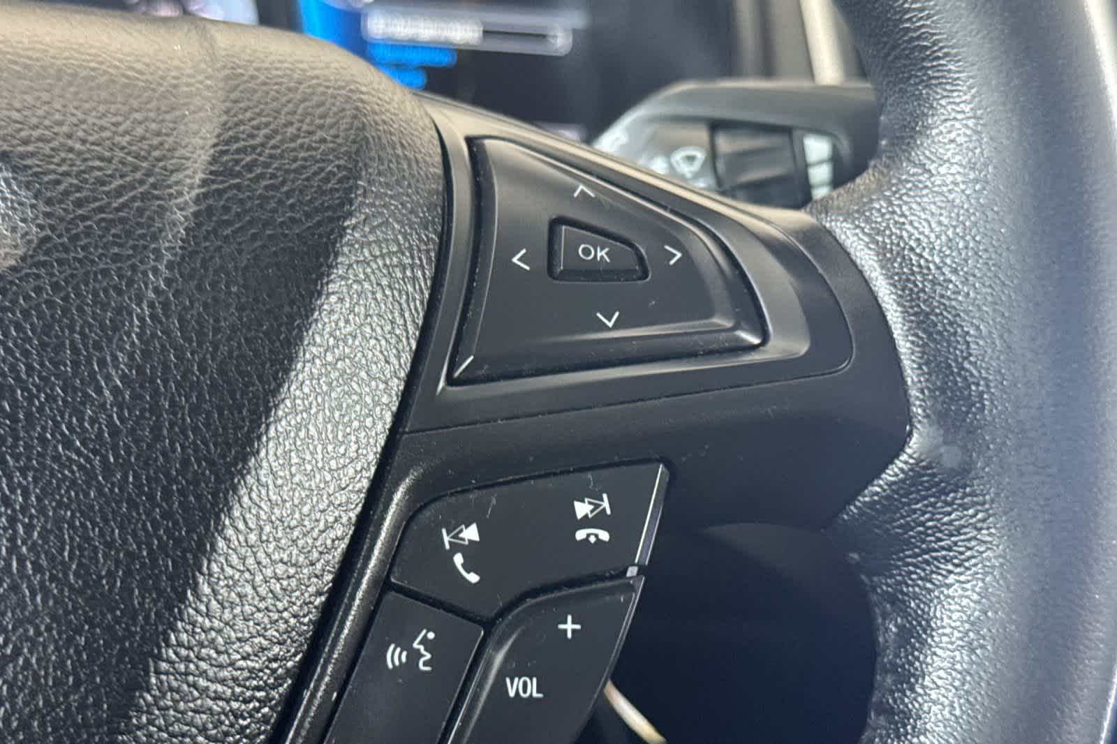 Thumbnail: 2022 Ford Edge - 26