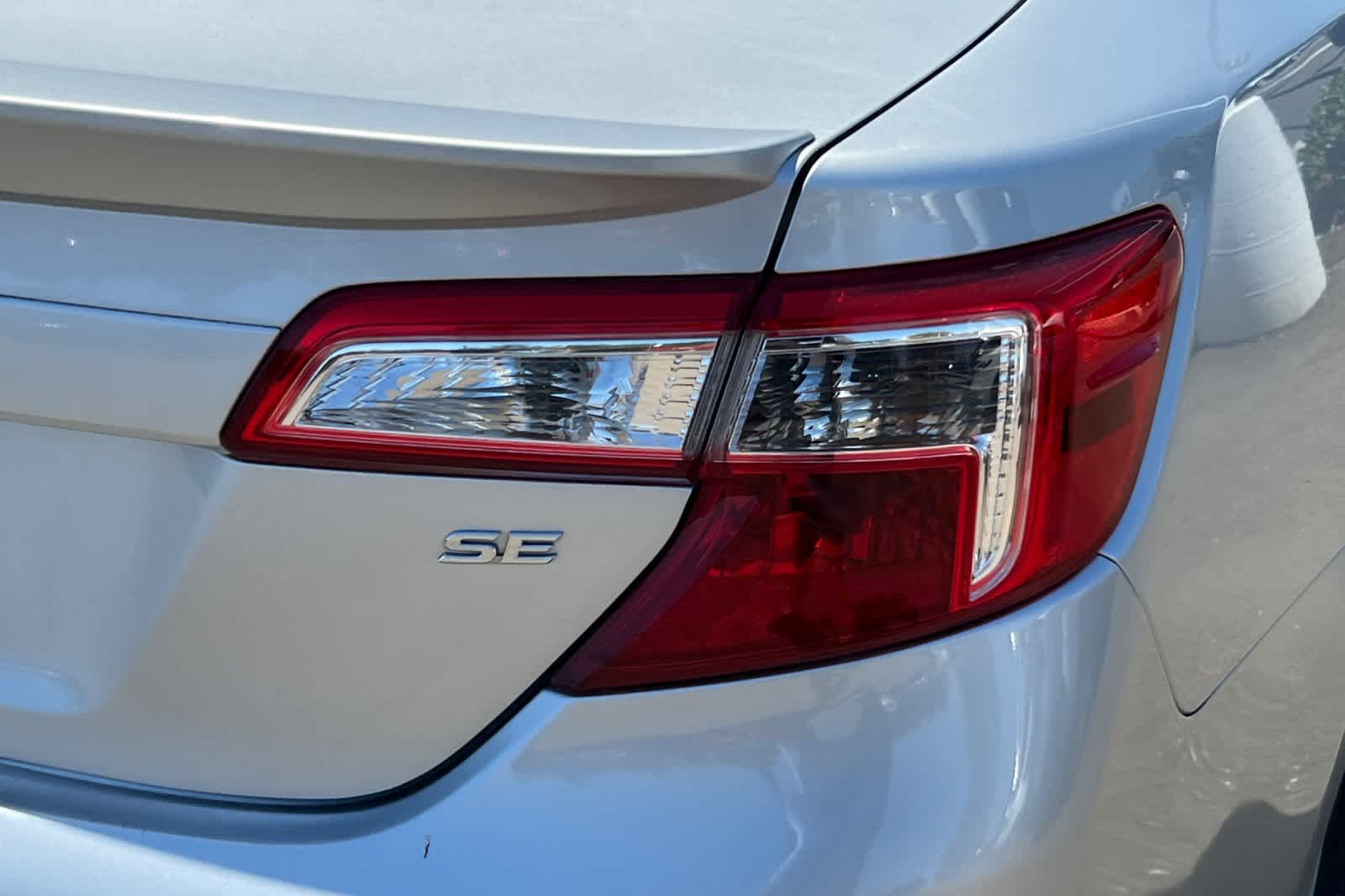 Thumbnail: 2012 Toyota Camry - 17