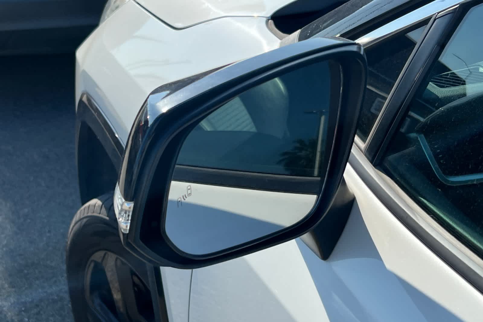 2019 Toyota RAV4 XSE 22