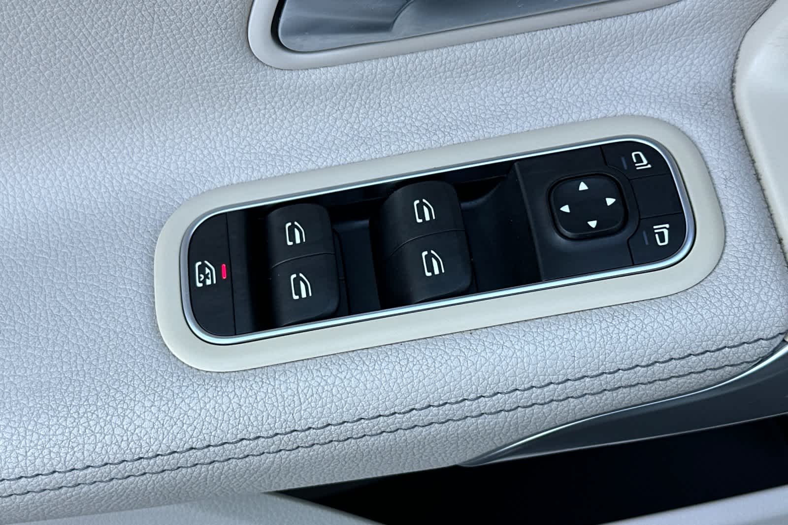 Thumbnail: 2021 Mercedes-Benz A-Class - 13