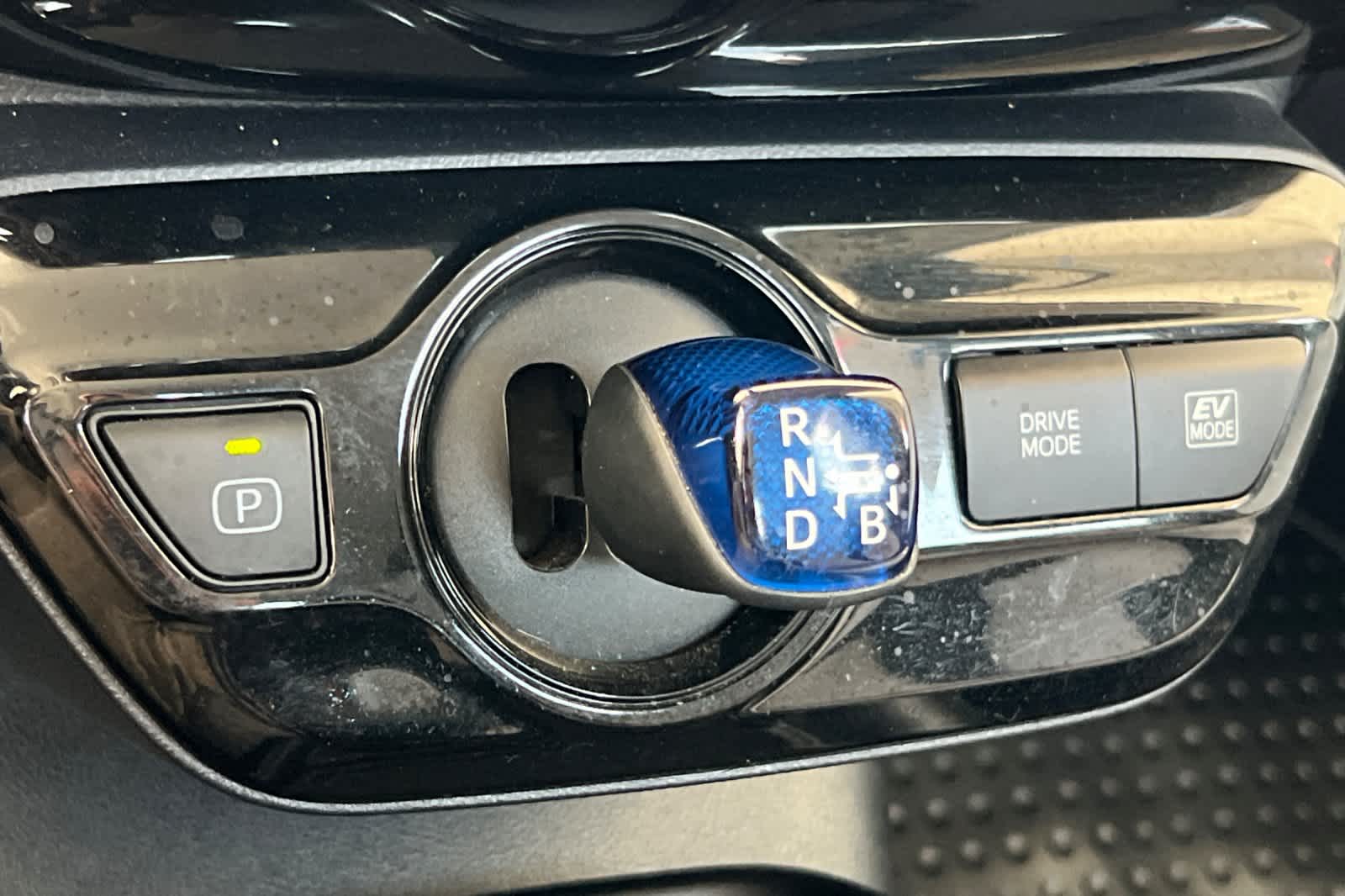 Thumbnail: 2021 Toyota Prius - 22