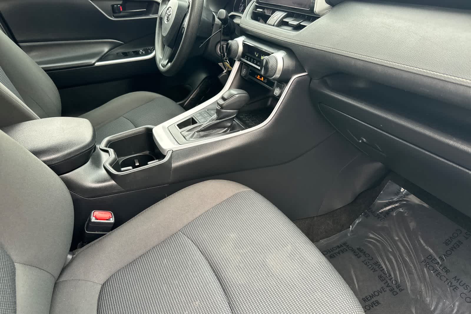 Thumbnail: 2024 Toyota RAV4 - 17