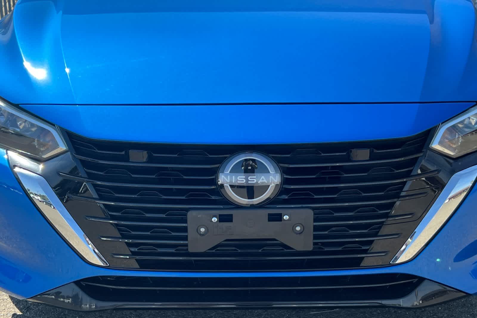 Thumbnail: 2025 Nissan Sentra - 9