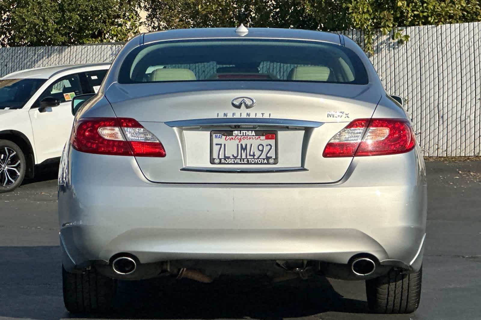 Thumbnail: 2012 INFINITI M37 - 8