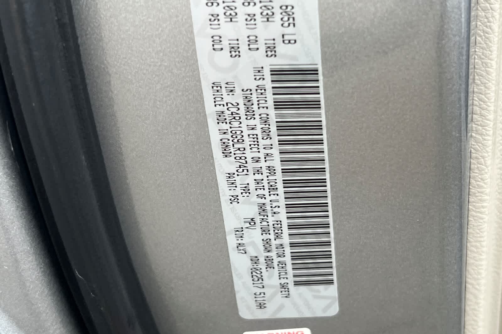 Thumbnail: 2020 Chrysler Pacifica - 30