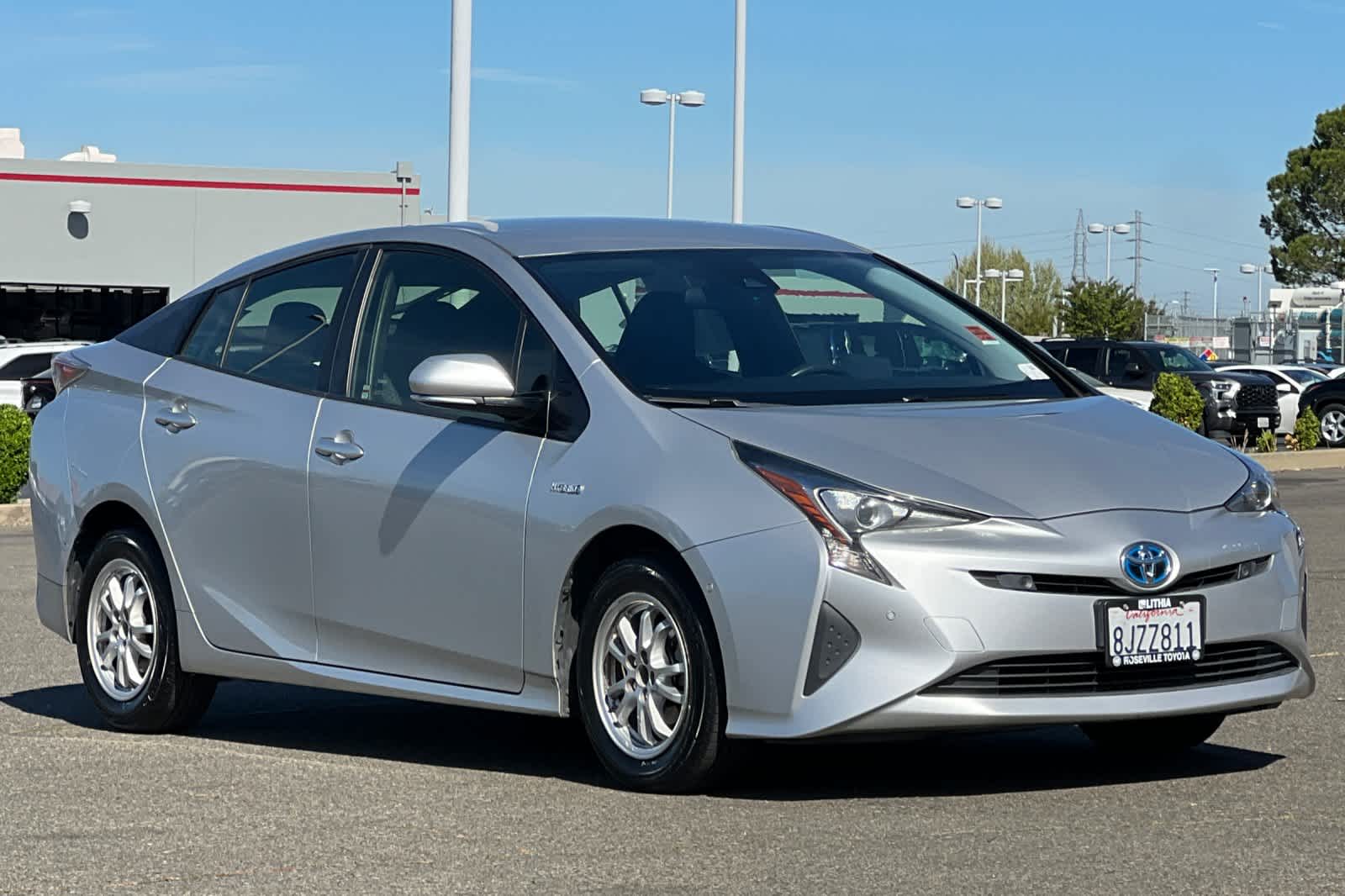 Thumbnail: 2017 Toyota Prius - 5