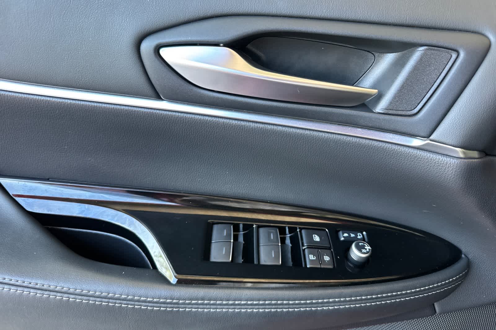 Thumbnail: 2021 Toyota Mirai - 12