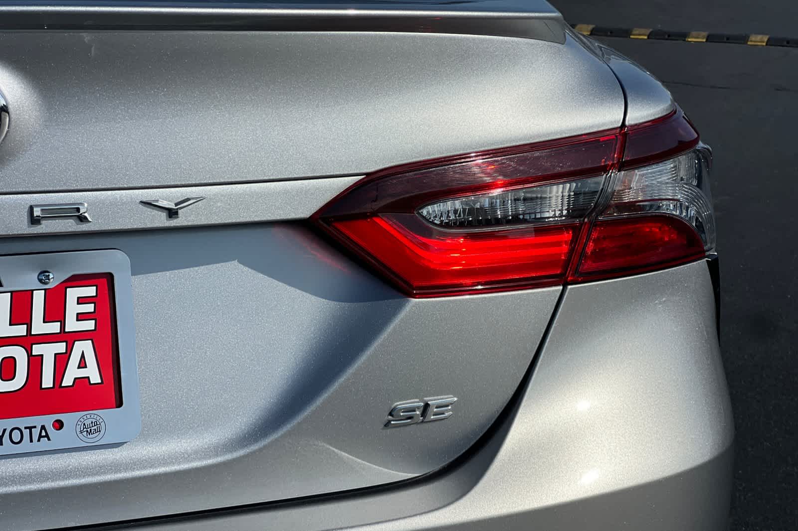 Thumbnail: 2022 Toyota Camry - 28