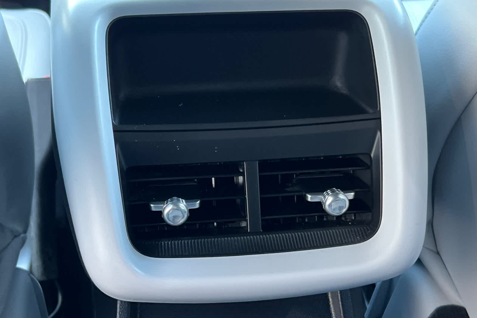 Thumbnail: 2024 Cadillac Lyriq - 14