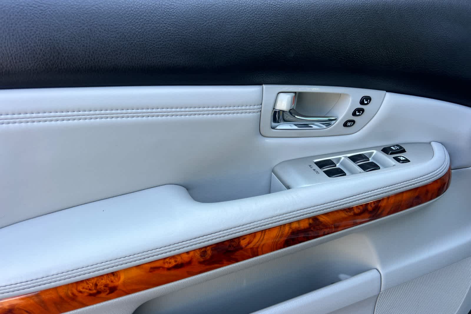 Thumbnail: 2009 Lexus RX - 12