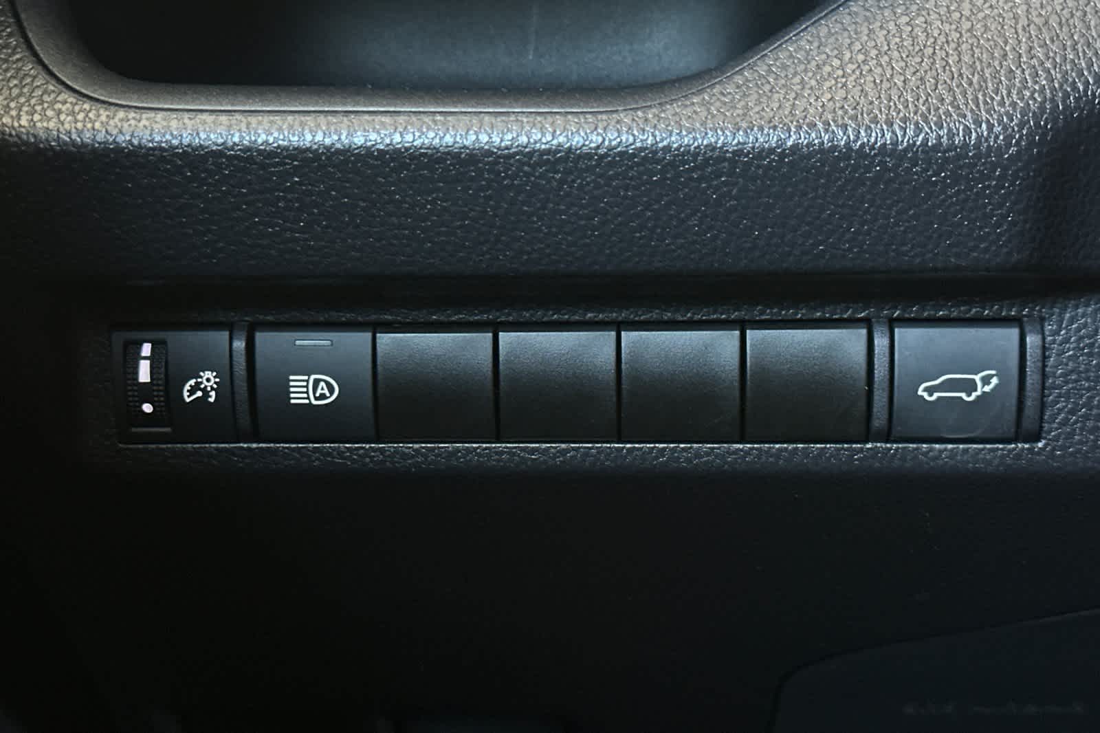 Thumbnail: 2024 Toyota RAV4 - 30