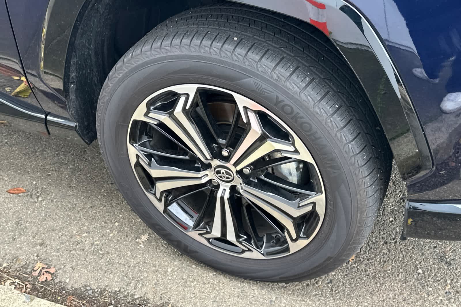 Thumbnail: 2024 Toyota RAV4 - 13