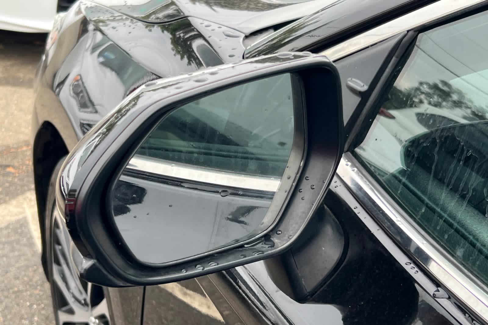 Thumbnail: 2020 Toyota Camry - 19