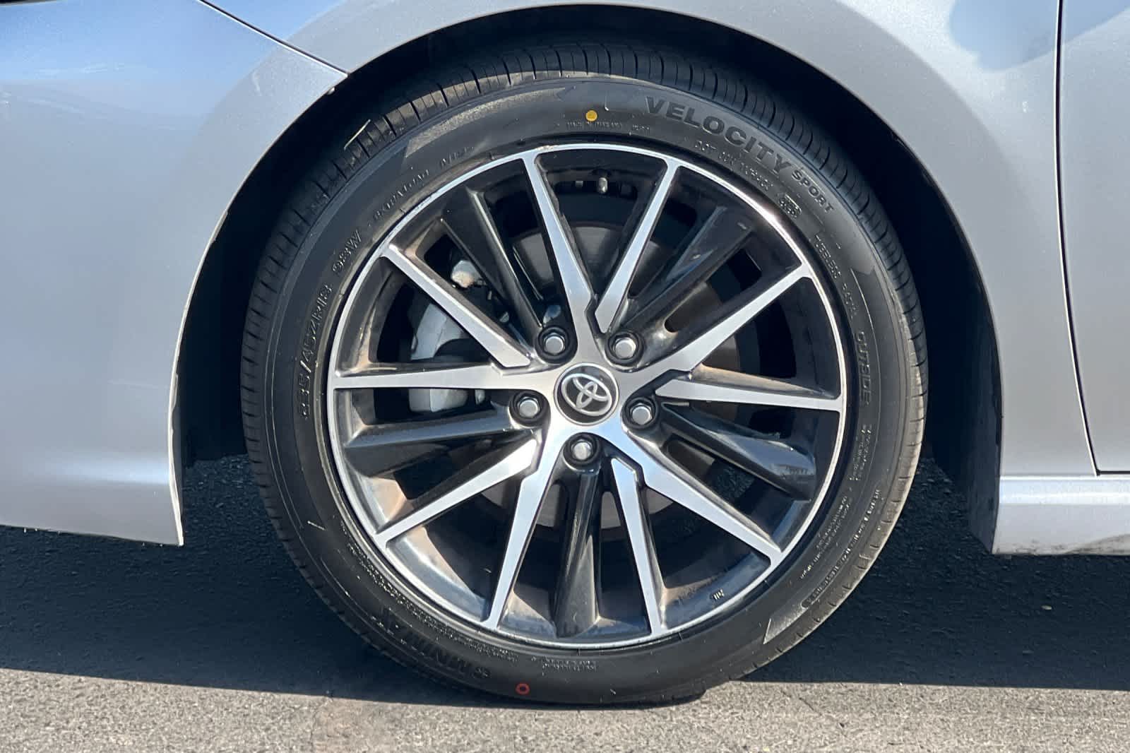 Thumbnail: 2022 Toyota Camry - 27