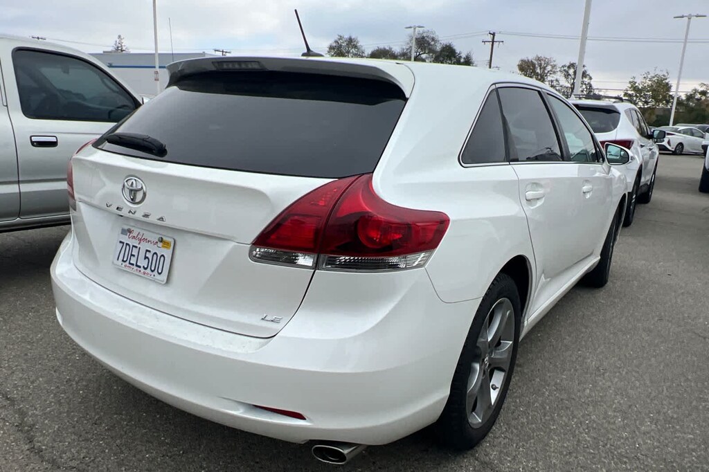 Used 2013 Toyota Venza LE V6 Crossover