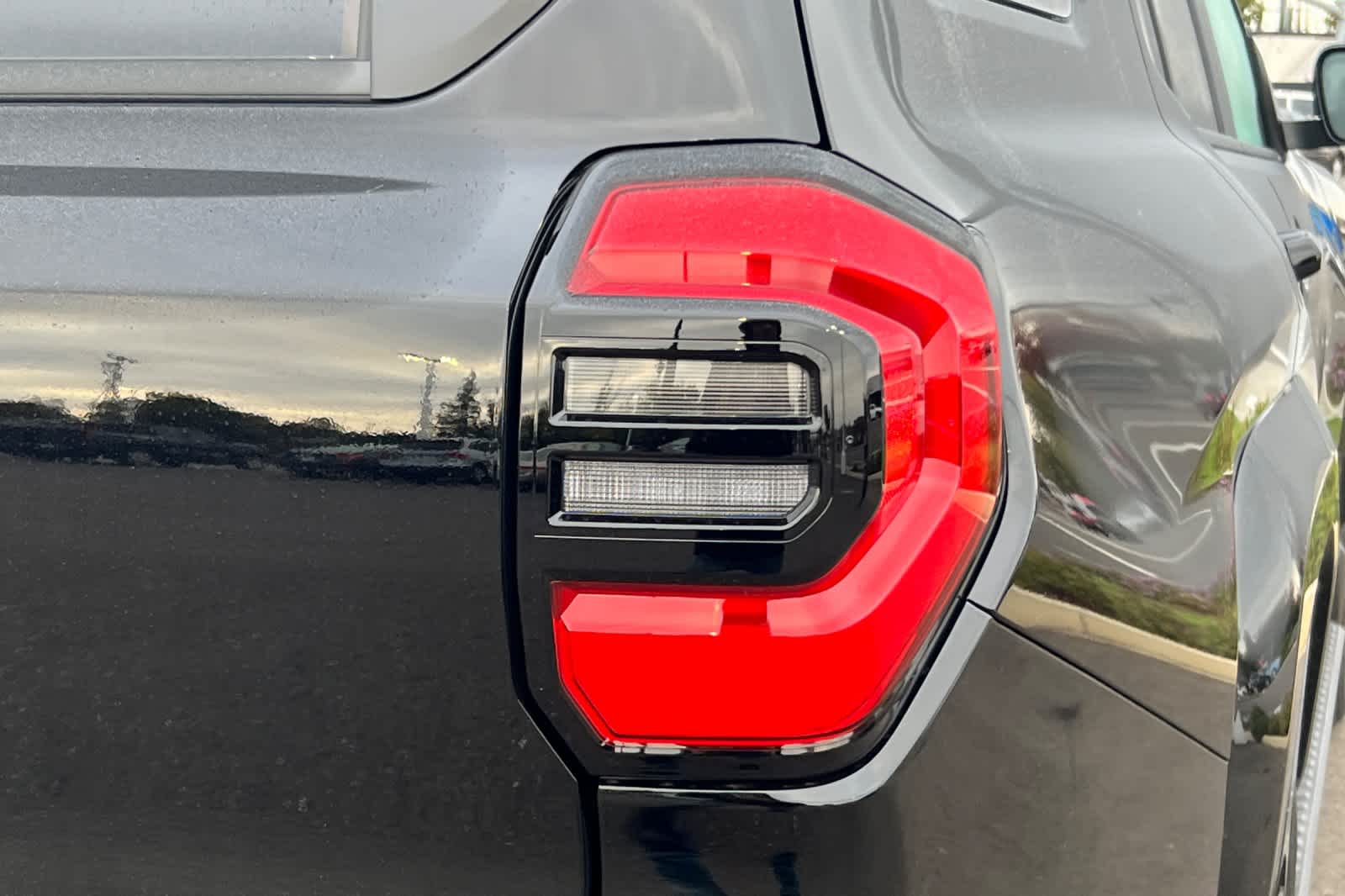 Thumbnail: 2025 Toyota 4Runner - 17