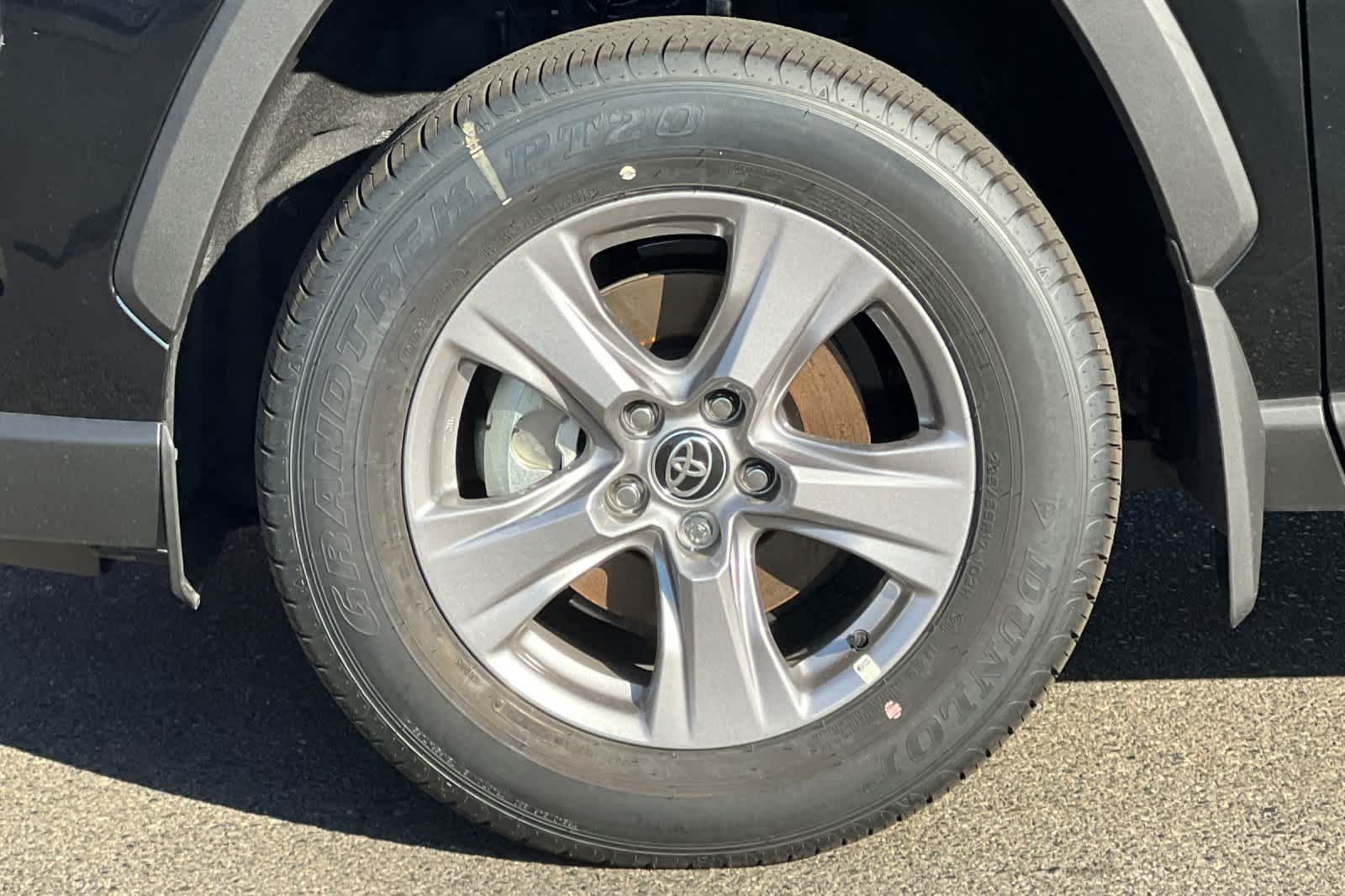 Thumbnail: 2025 Toyota RAV4 - 29