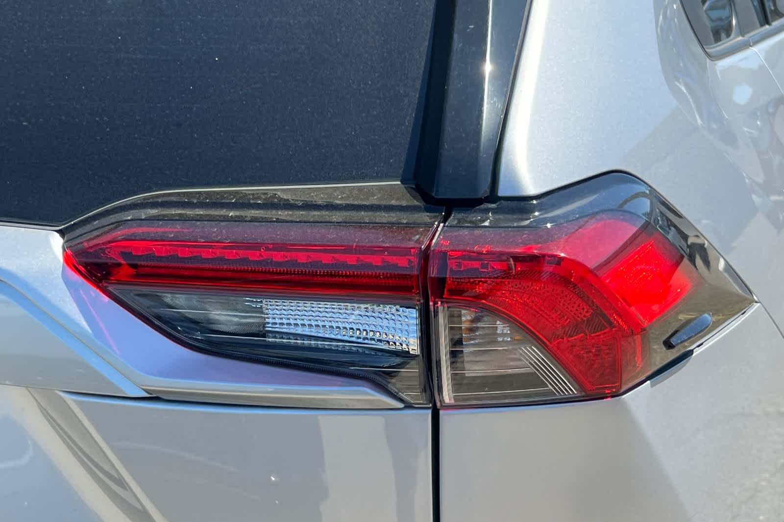 Thumbnail: 2022 Toyota RAV4 - 18