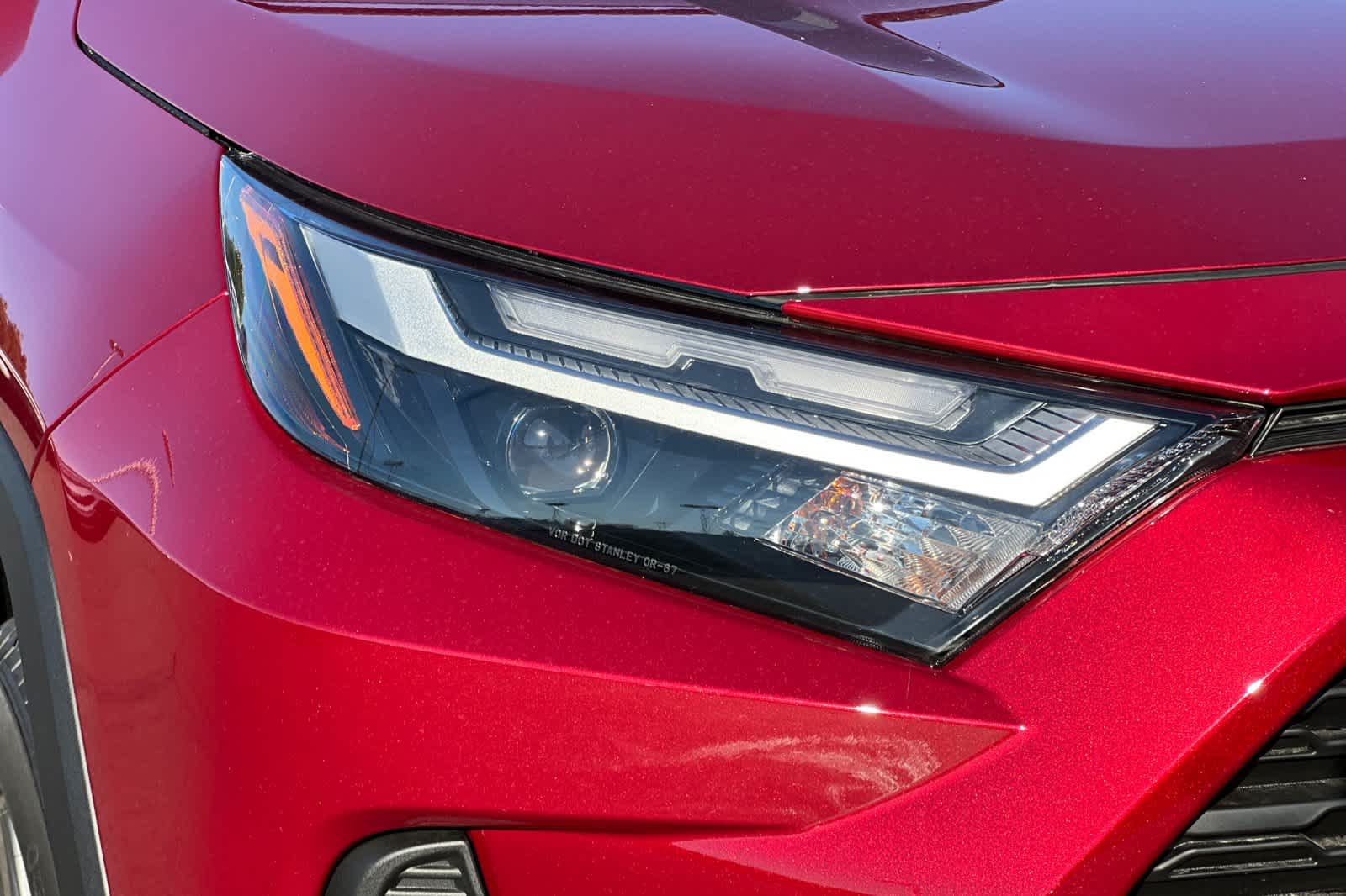 Thumbnail: 2025 Toyota RAV4 - 27