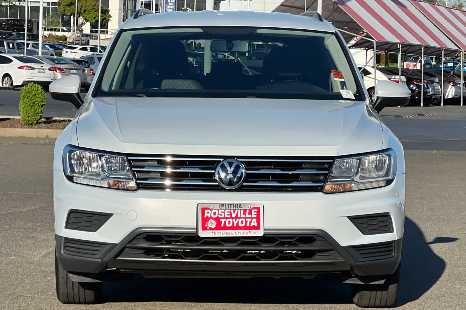 Thumbnail: 2018 Volkswagen Tiguan - 10