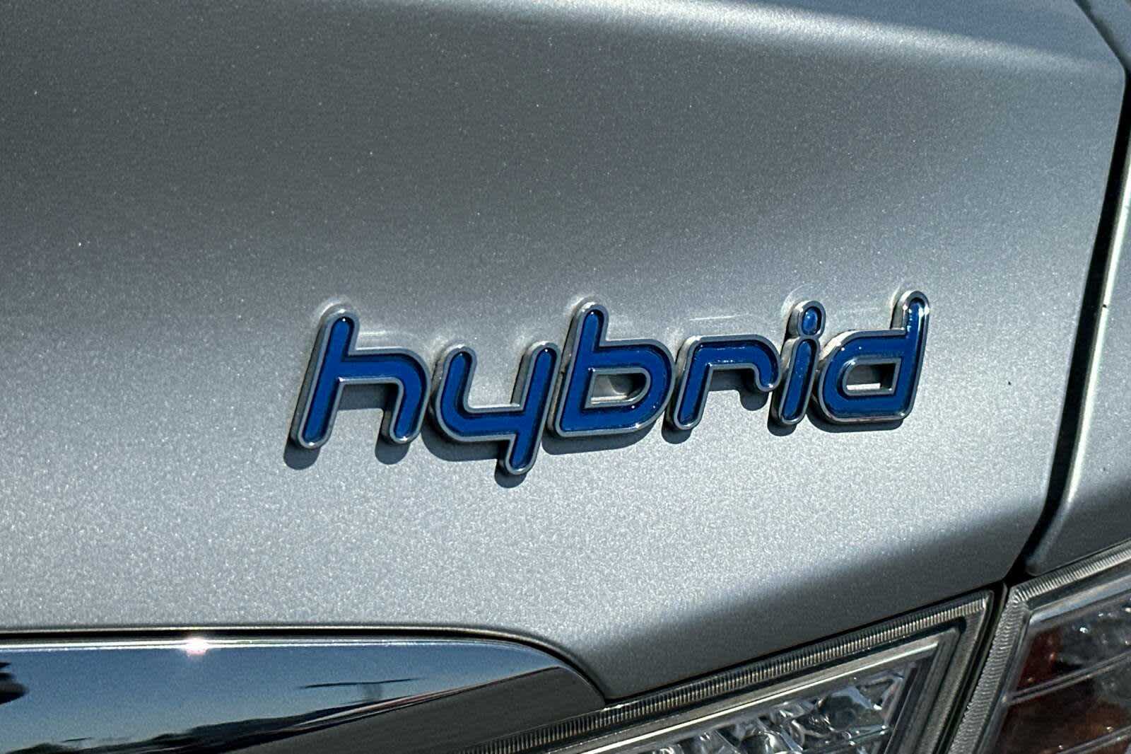 Thumbnail: 2013 Hyundai Sonata - 31