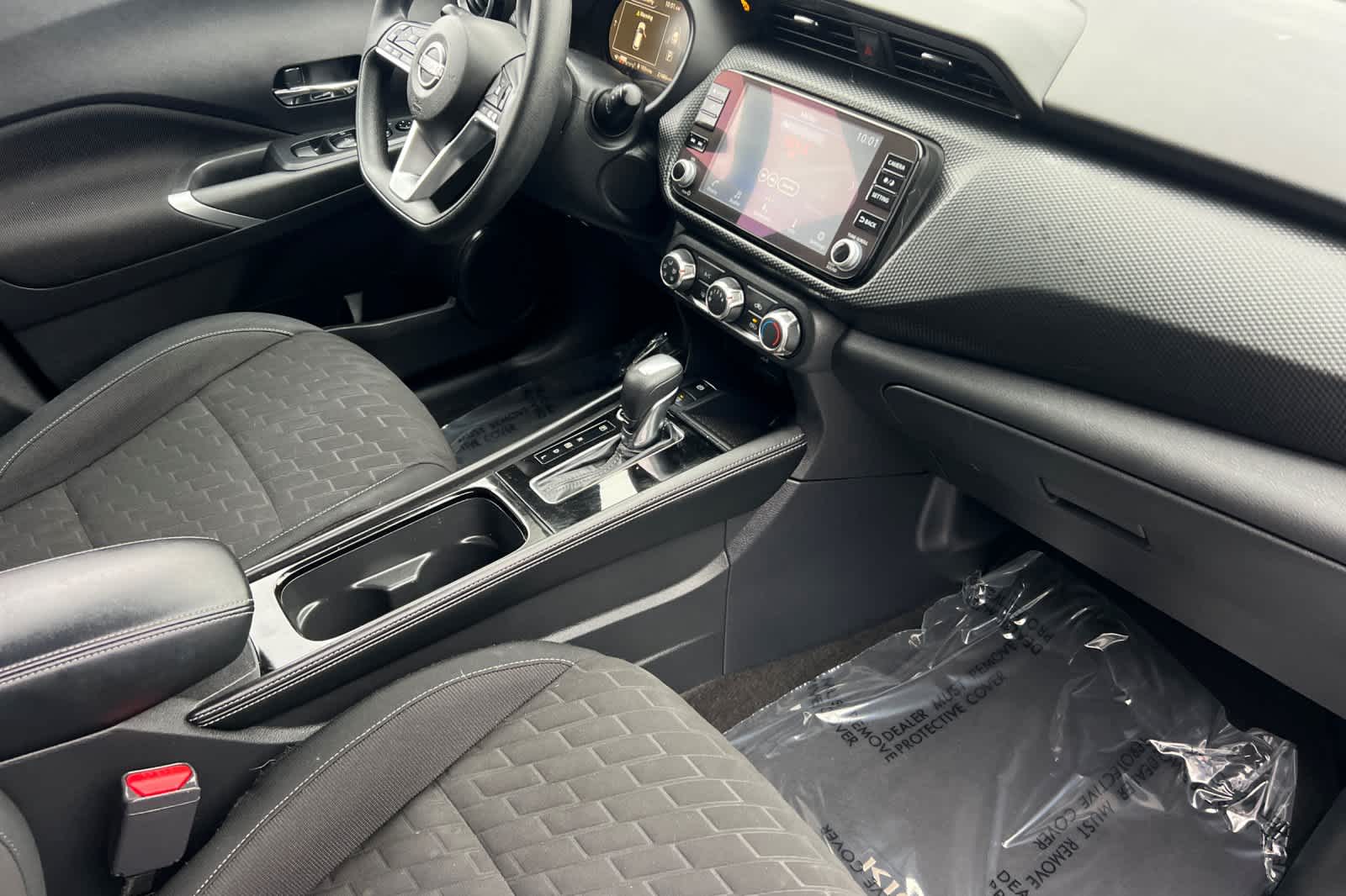 Thumbnail: 2023 Nissan Kicks - 16