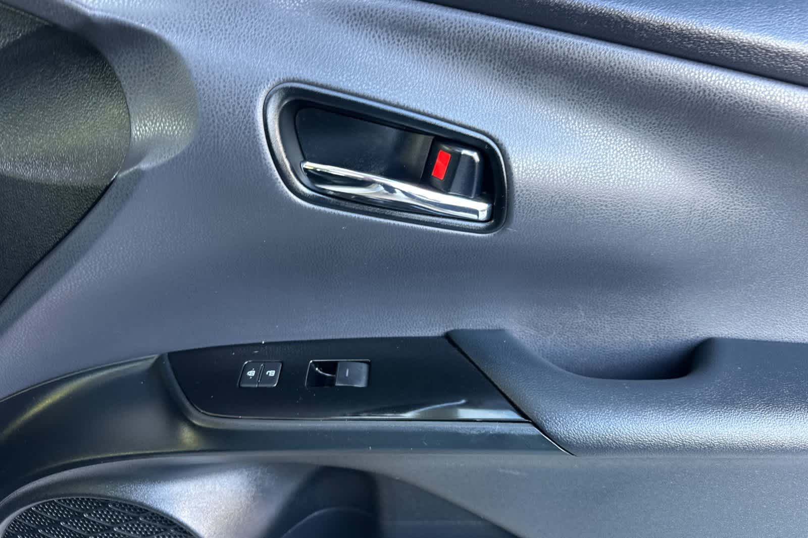 Thumbnail: 2019 Toyota Prius Prime - 19