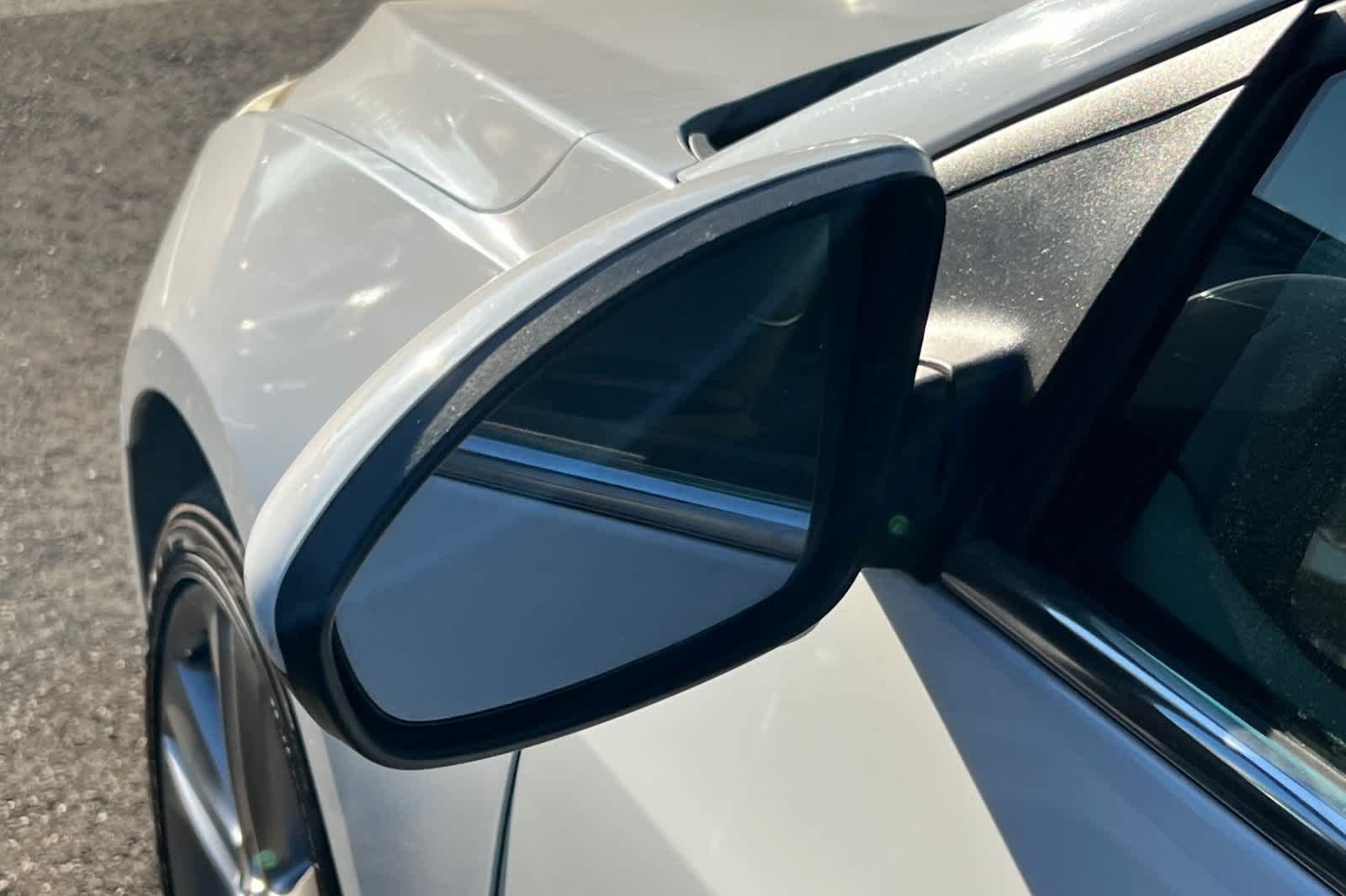 Thumbnail: 2014 Chevrolet Cruze - 20