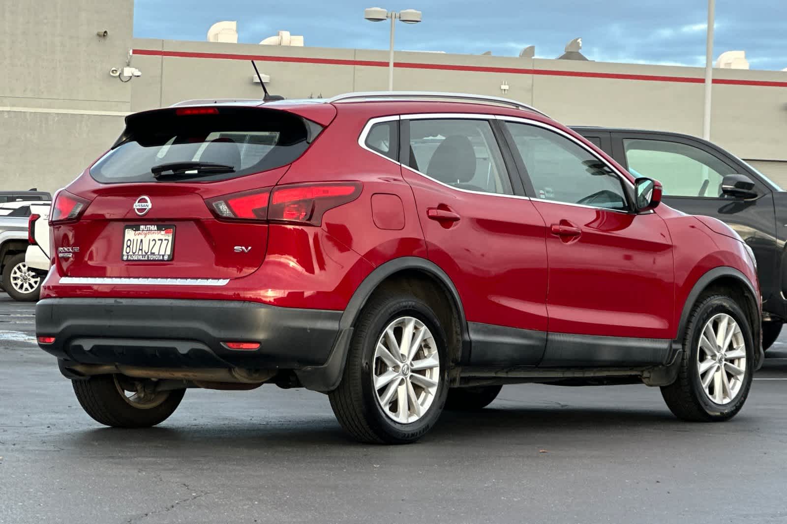 Thumbnail: 2018 Nissan Rogue Sport - 2