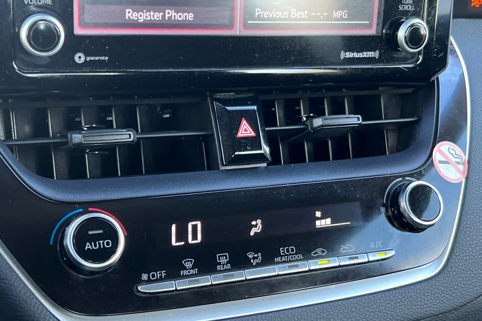 2022 Toyota Corolla LE 20