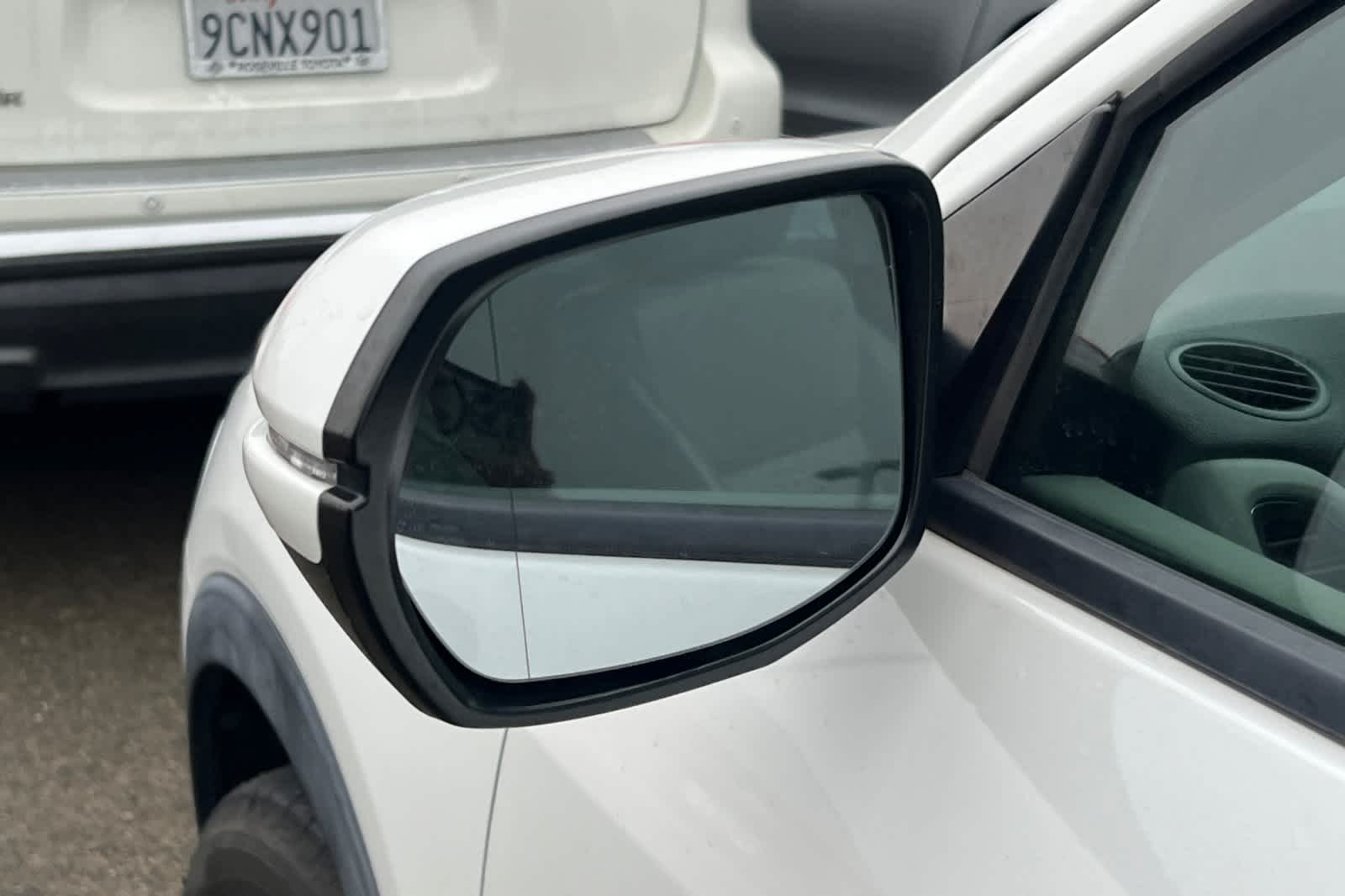 Thumbnail: 2016 Honda HR-V - 18