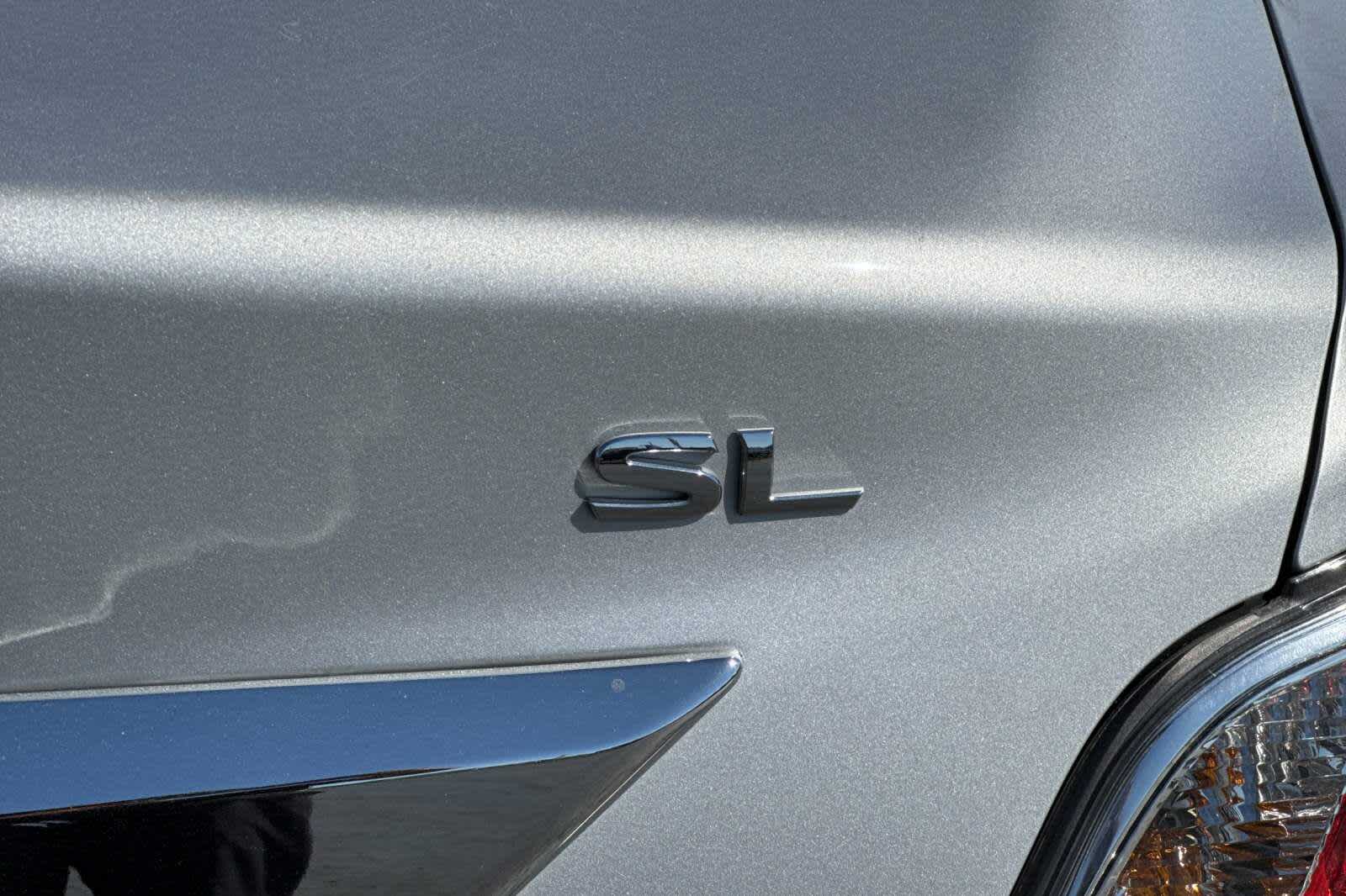 Thumbnail: 2015 Nissan Altima - 32