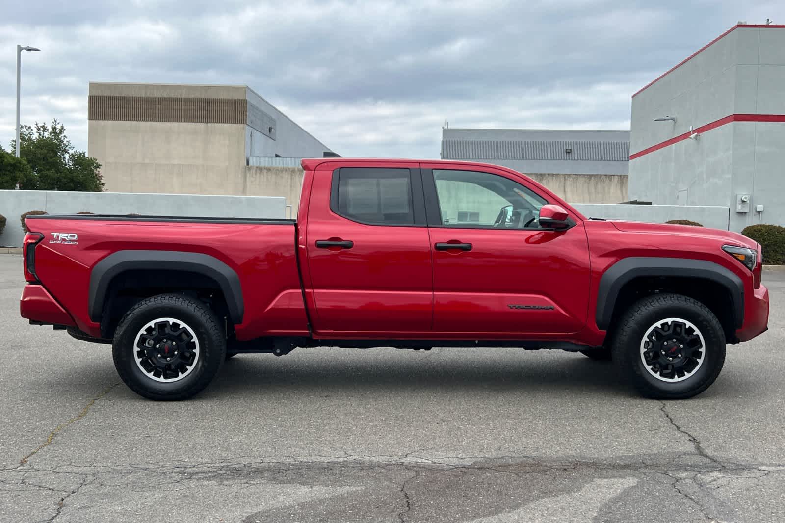 Thumbnail: 2024 Toyota Tacoma - 6