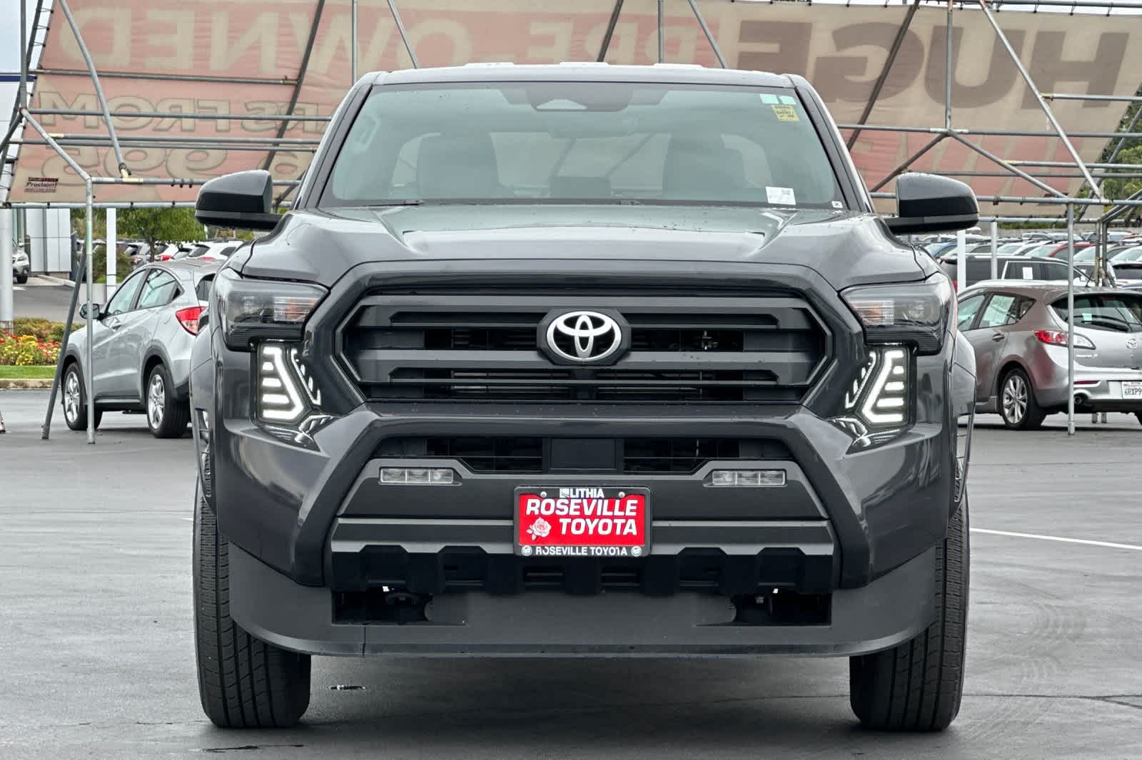 Thumbnail: 2024 Toyota Tacoma - 10