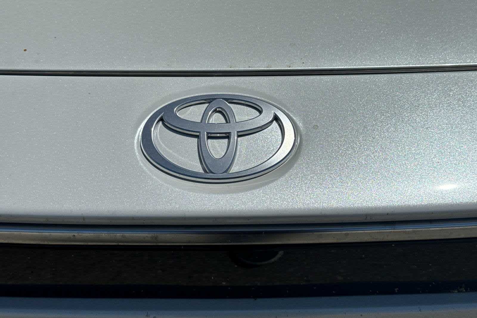 Thumbnail: 2024 Toyota bZ4X - 10