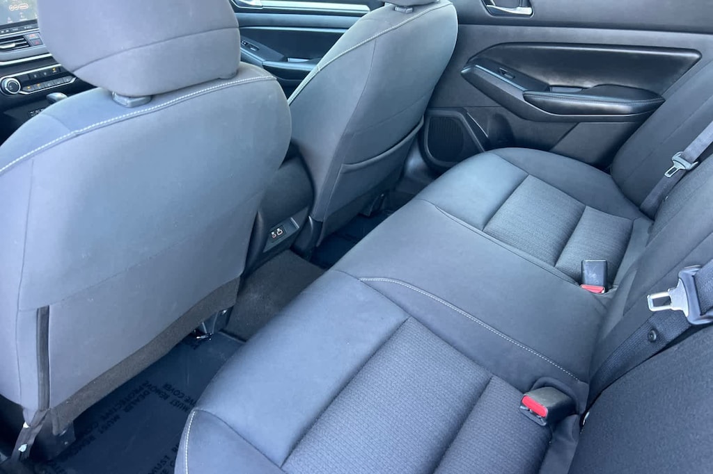 Used 2022 Nissan Altima 2.5 SV Sedan