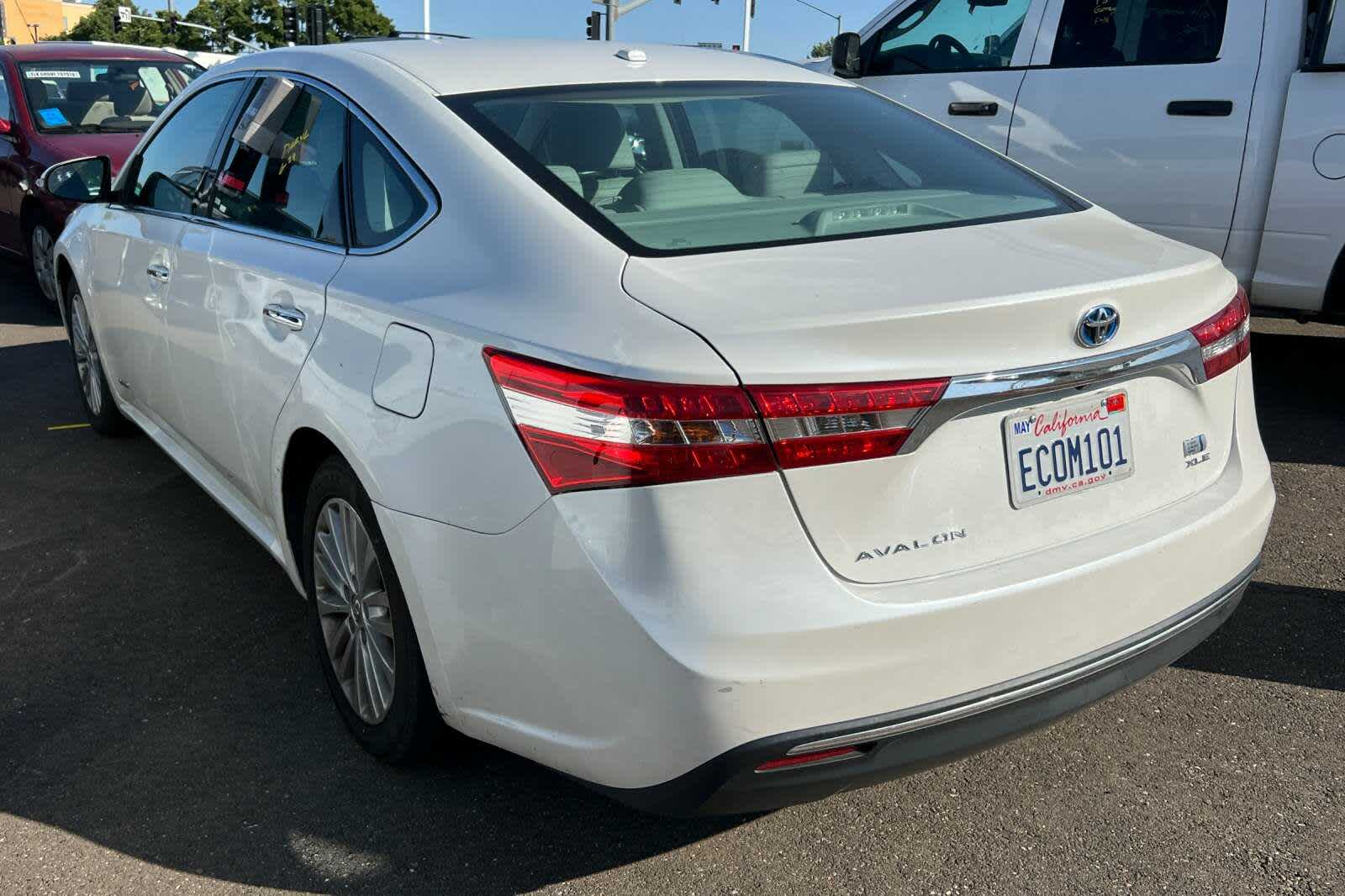 Thumbnail: 2013 Toyota Avalon - 4