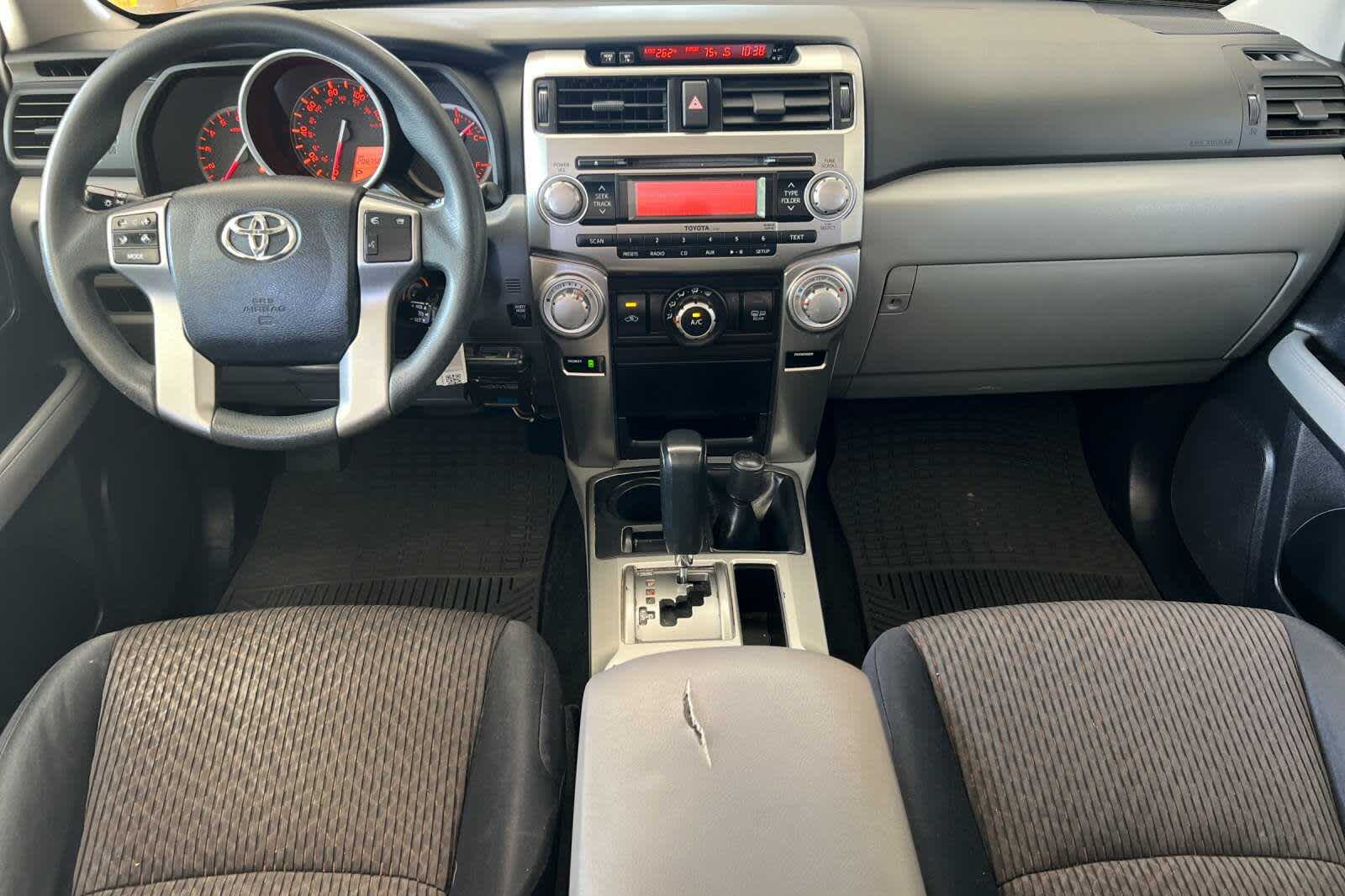 2011 Toyota 4Runner SR5 3