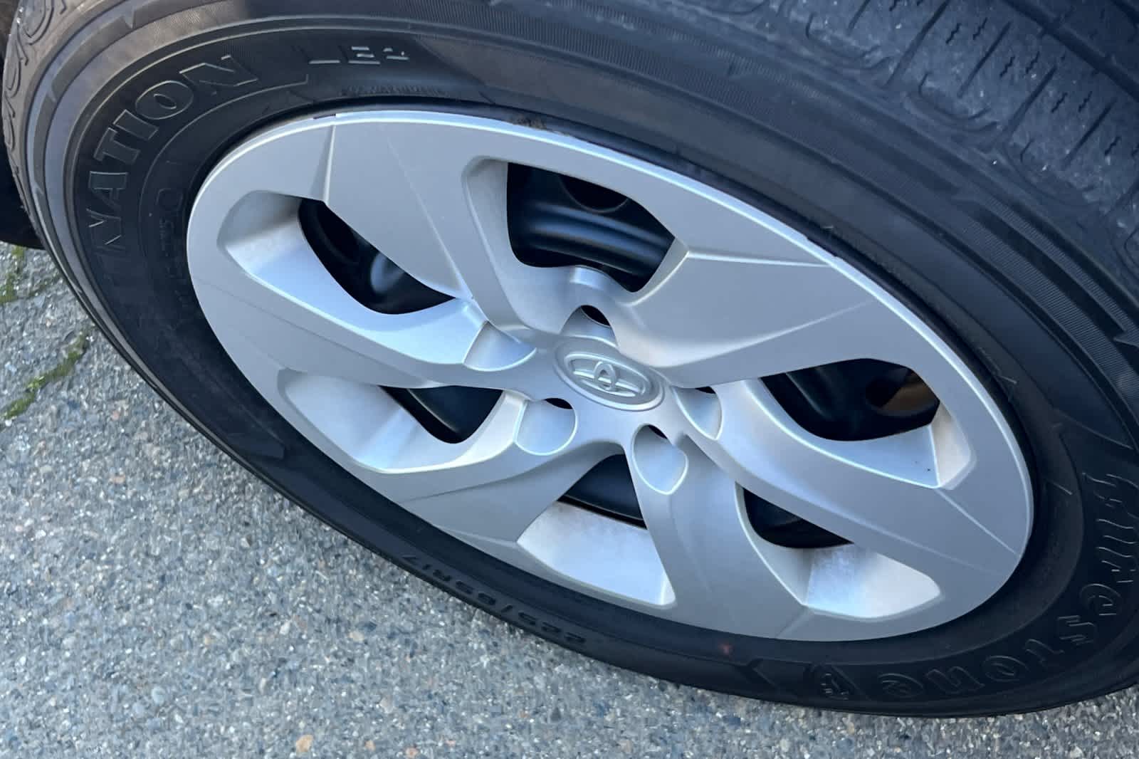 Thumbnail: 2024 Toyota RAV4 - 22