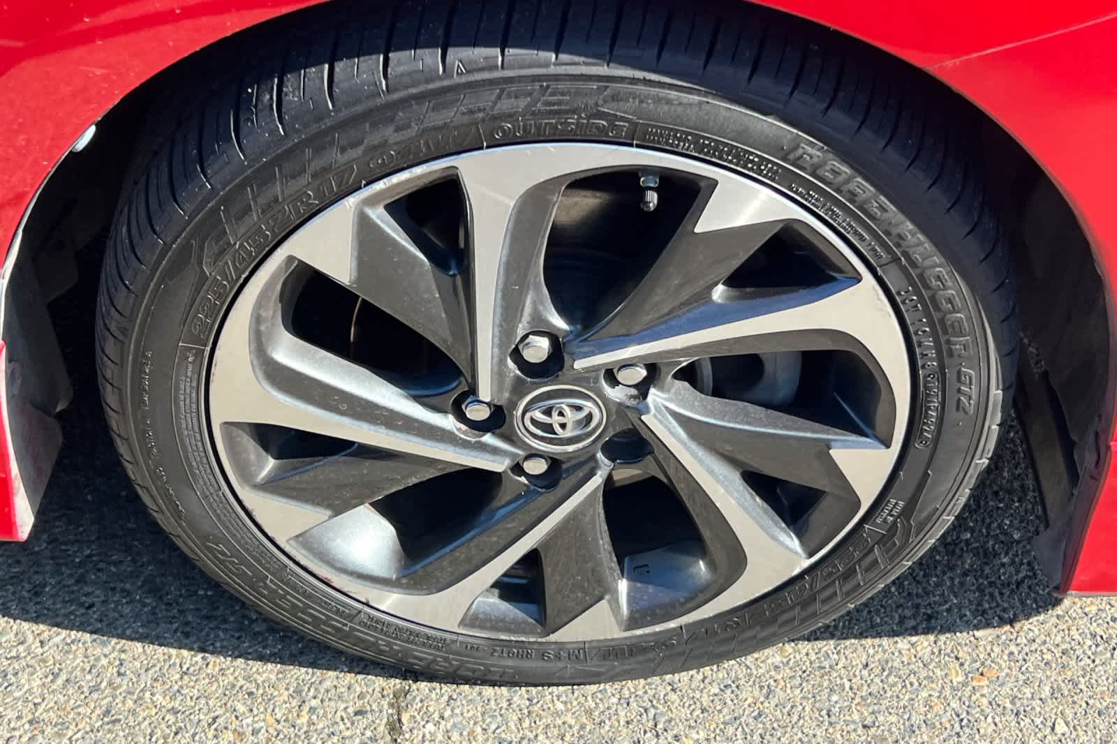 Thumbnail: 2018 Toyota Corolla iM - 15