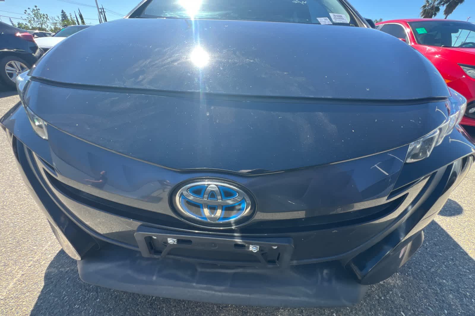 Thumbnail: 2020 Toyota Prius Prime - 12