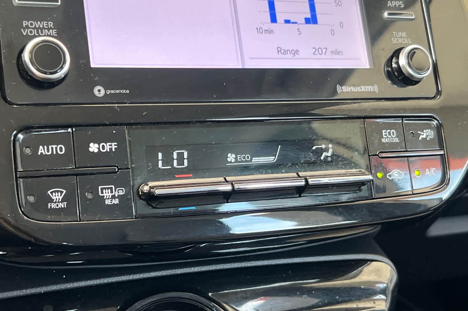 Thumbnail: 2021 Toyota Prius - 21